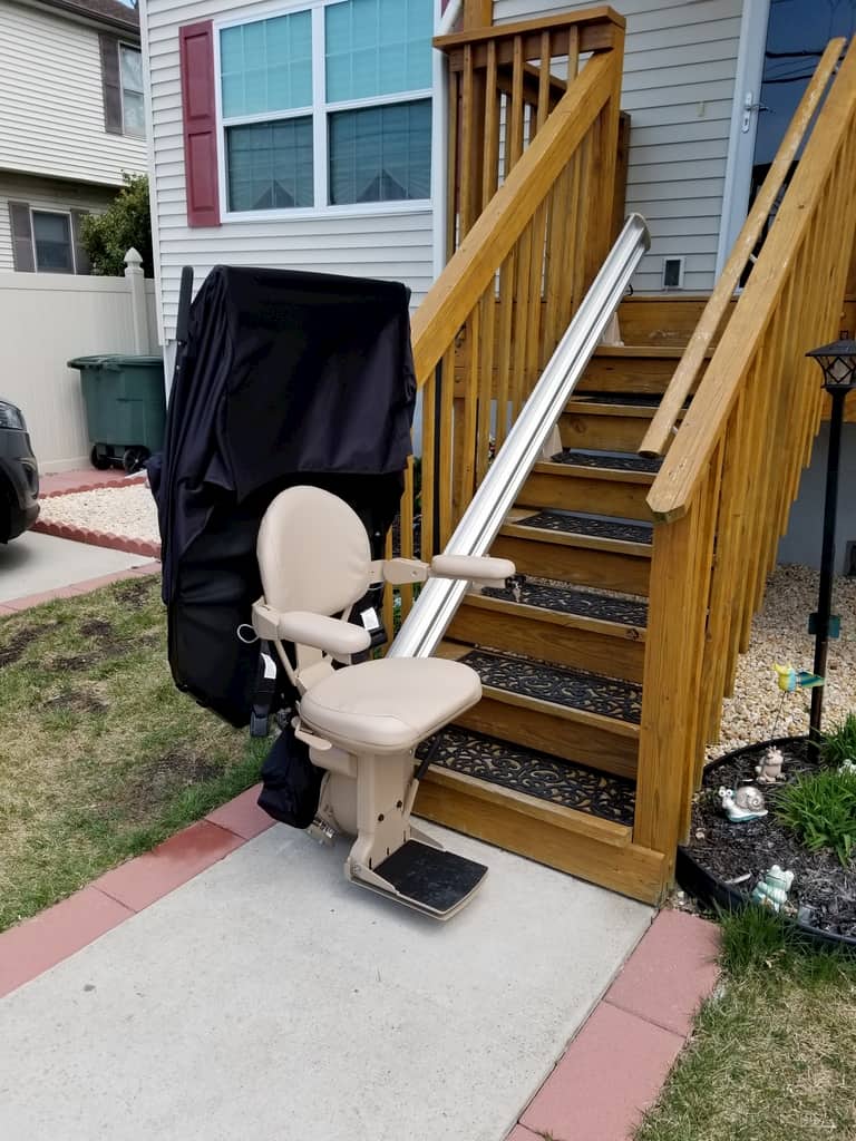 Bruno Outdoor Elite Stairlift Outdoor Elite Stairlift